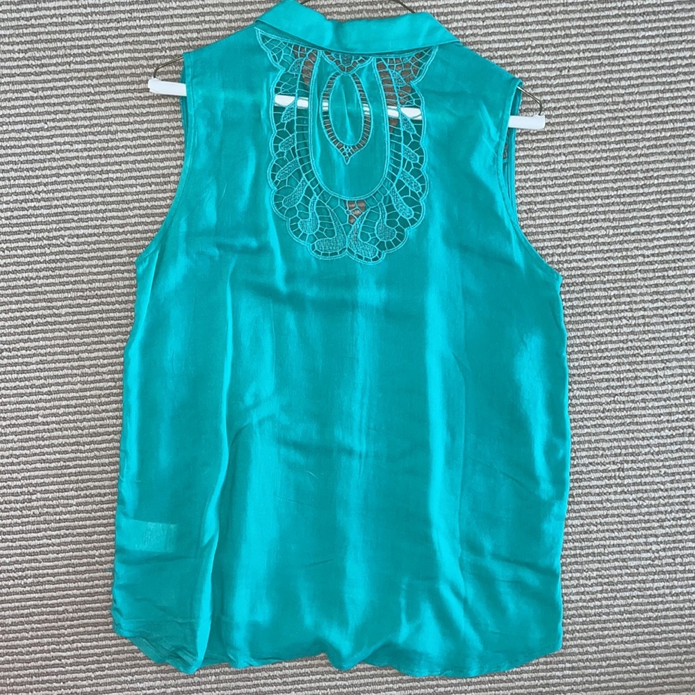 Turquoise Top - Picture 4 of 5